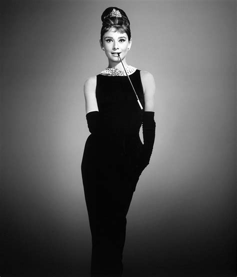 vestido givenchy audrey hepburn|audrey hepburn's little black dress.